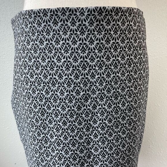 LOFT Midi Skirt Size M - Picture 2 of 5